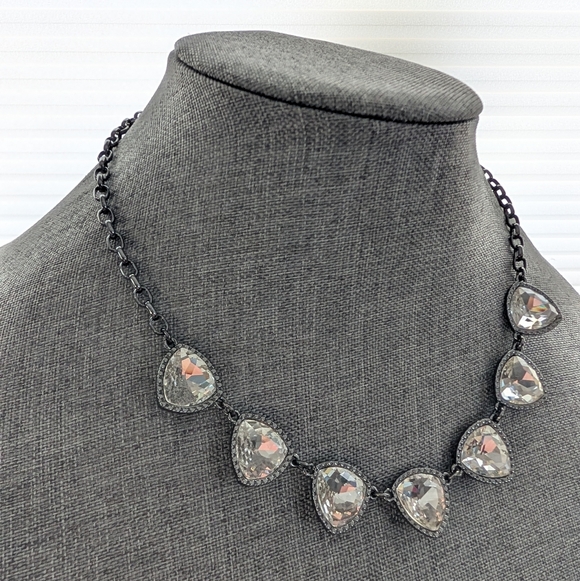 Trendy Gunmetal Gray Sparkly Glam Glam Rhinestone Evening Prom Collar Necklace - Picture 2 of 4